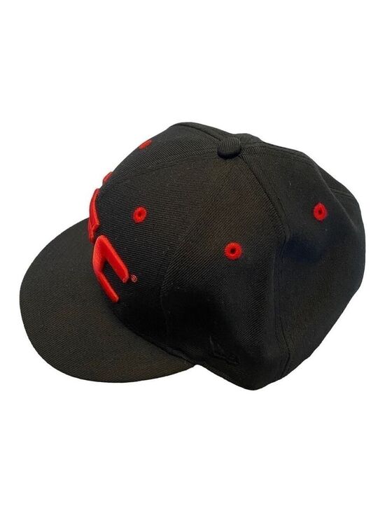 UFC HAT -  RARE 2010 - Red/black - Picture 3 of 5
